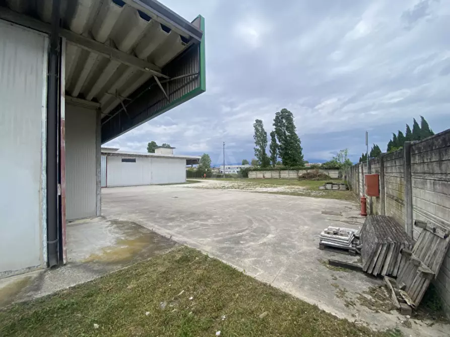 Immagine 28 di Capannone industriale in vendita  in Via Vittorio Veneto a Castelfranco Veneto