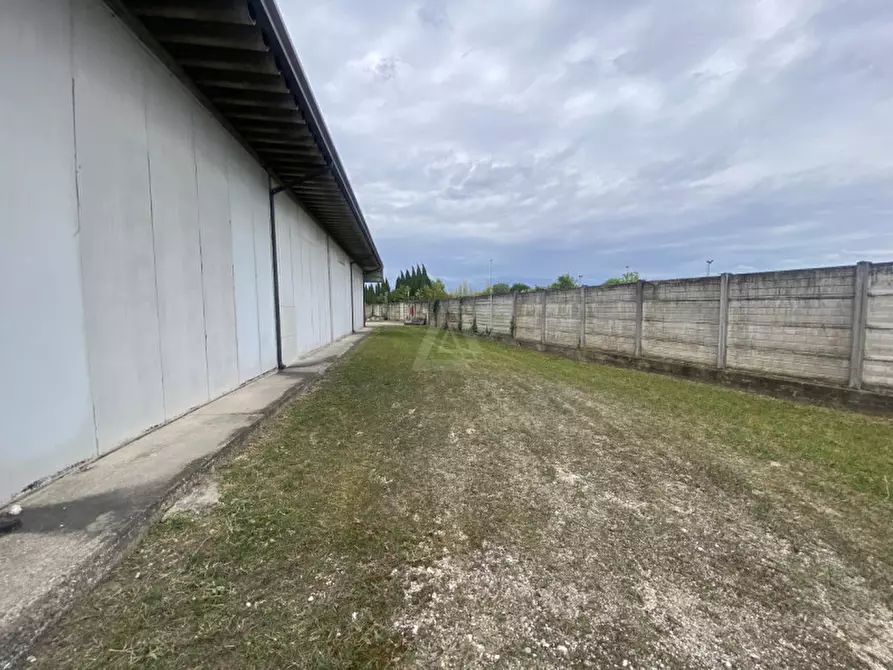 Immagine 30 di Capannone industriale in vendita  in Via Vittorio Veneto a Castelfranco Veneto
