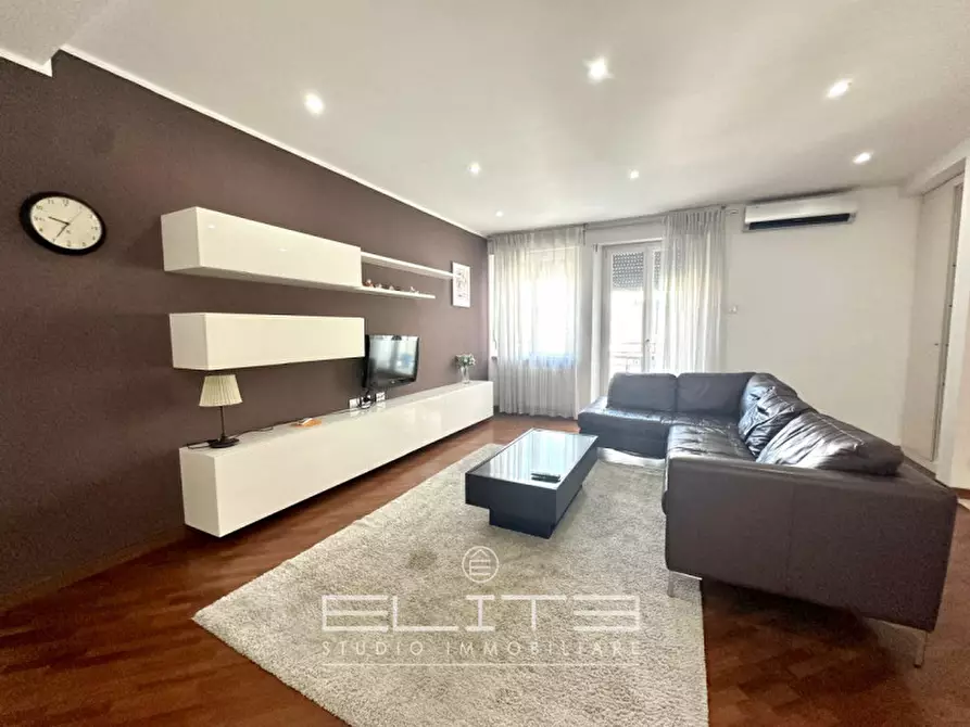 Immagine 4 di Appartamento in vendita  in Via Mario Torresi a Ancona