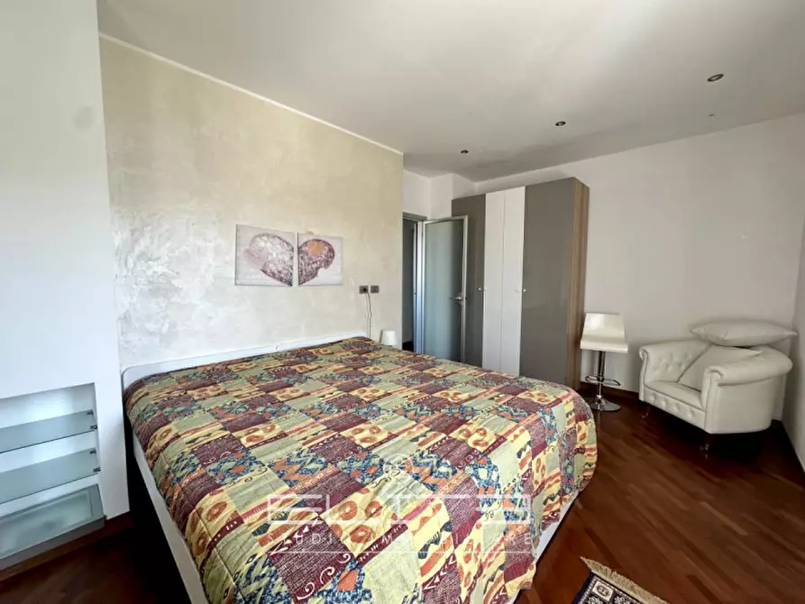 Immagine 9 di Appartamento in vendita  in Via Mario Torresi a Ancona