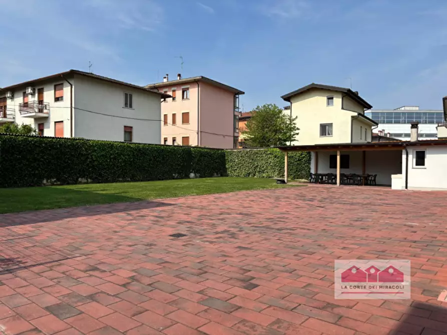 Immagine 25 di Casa indipendente in vendita  in Viale Sant'Agostino a Vicenza