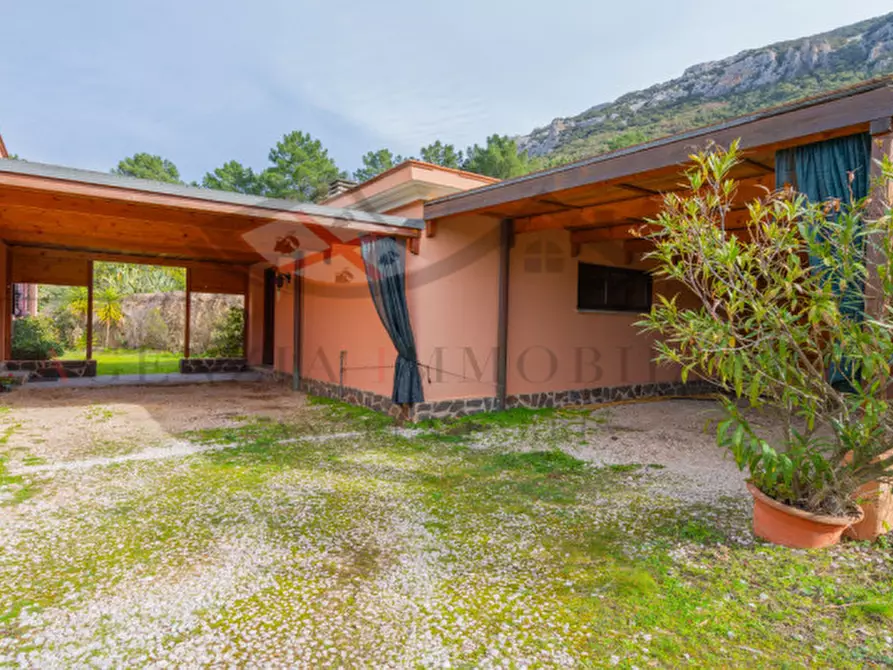 Immagine 6 di Casa indipendente in vendita  in oddoene a Dorgali