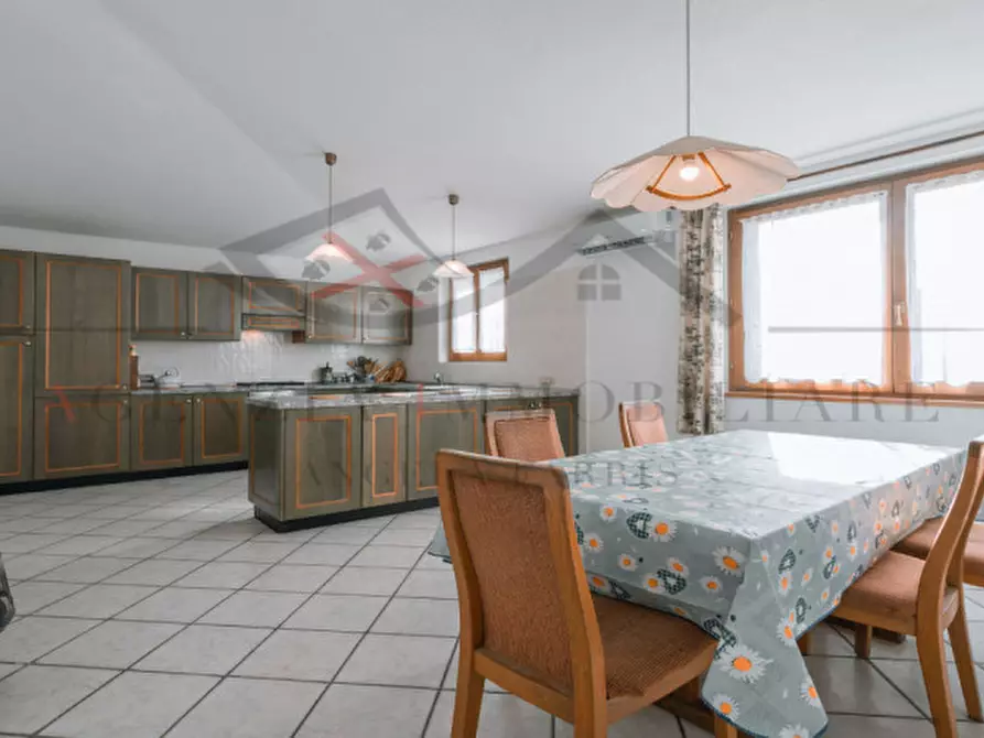Immagine 31 di Casa indipendente in vendita  in oddoene a Dorgali
