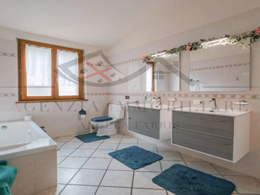 Immagine 80 di Casa indipendente in vendita  in oddoene a Dorgali