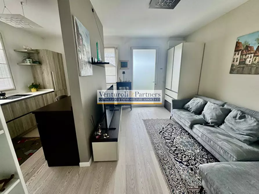 Immagine 9 di Appartamento in vendita  in Via dei prati a Polpenazze Del Garda