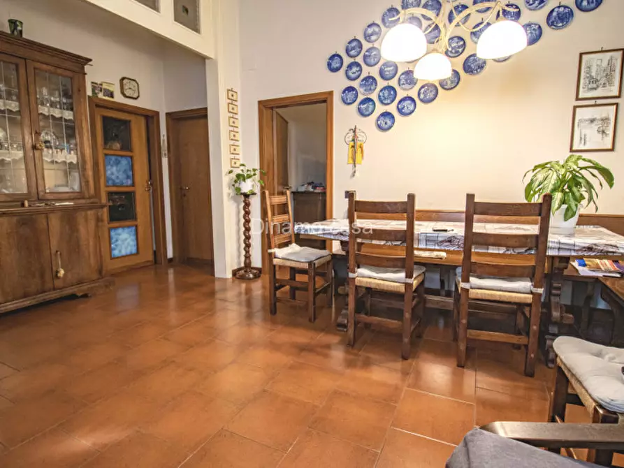 Immagine 2 di Casa indipendente in vendita  in via braga a Prato