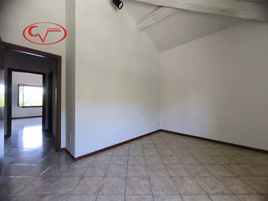 Immagine 12 di Appartamento in vendita  in Via Diga a Cavriglia