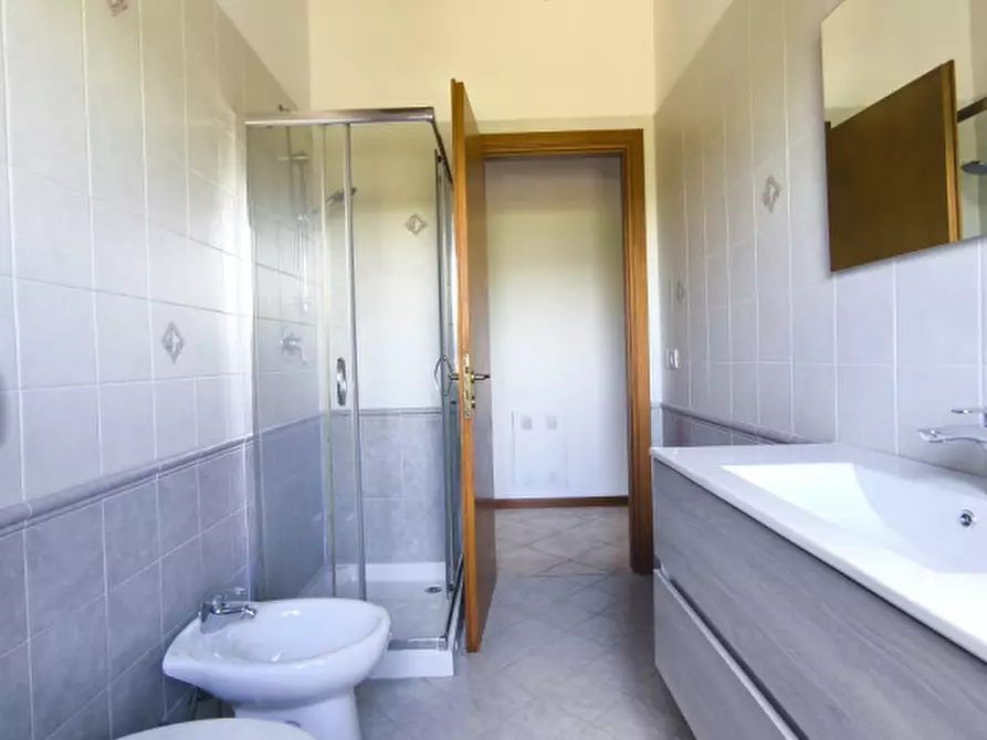 Immagine 15 di Appartamento in vendita  in Via Diga a Cavriglia