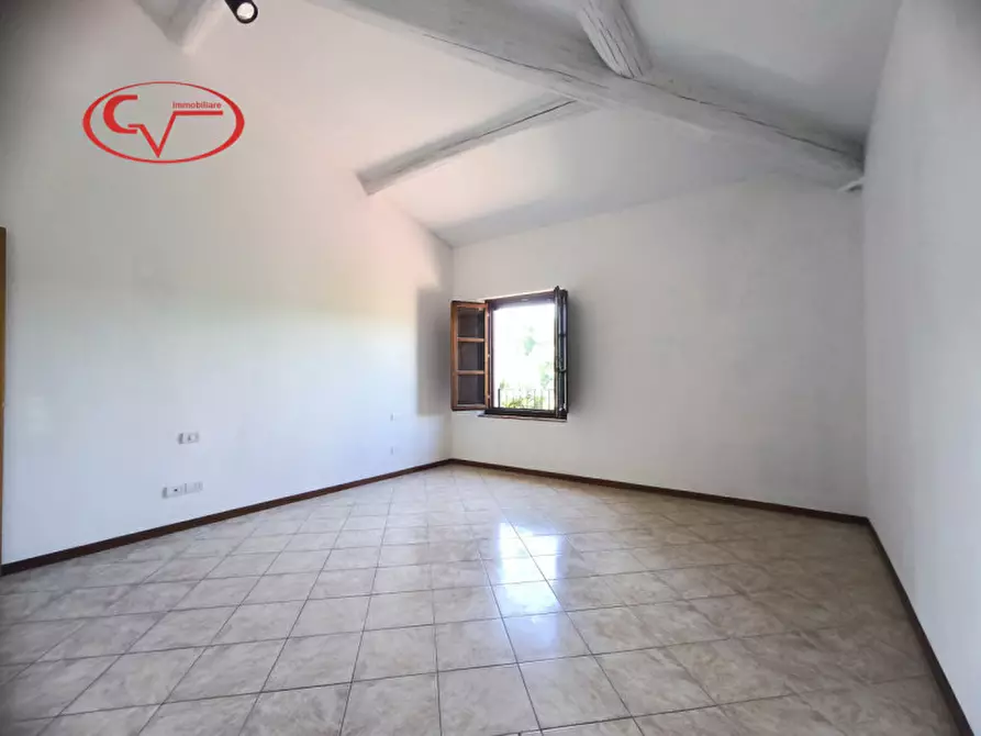 Immagine 19 di Appartamento in vendita  in Via Diga a Cavriglia