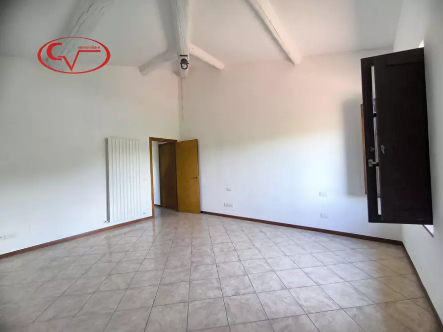 Immagine 20 di Appartamento in vendita  in Via Diga a Cavriglia