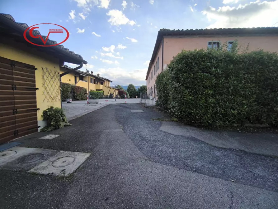 Immagine 26 di Appartamento in vendita  in Via Diga a Cavriglia