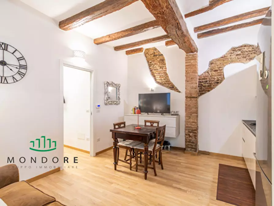Immagine 9 di Appartamento in affitto  in VIA SANTO STEFANO a Bologna