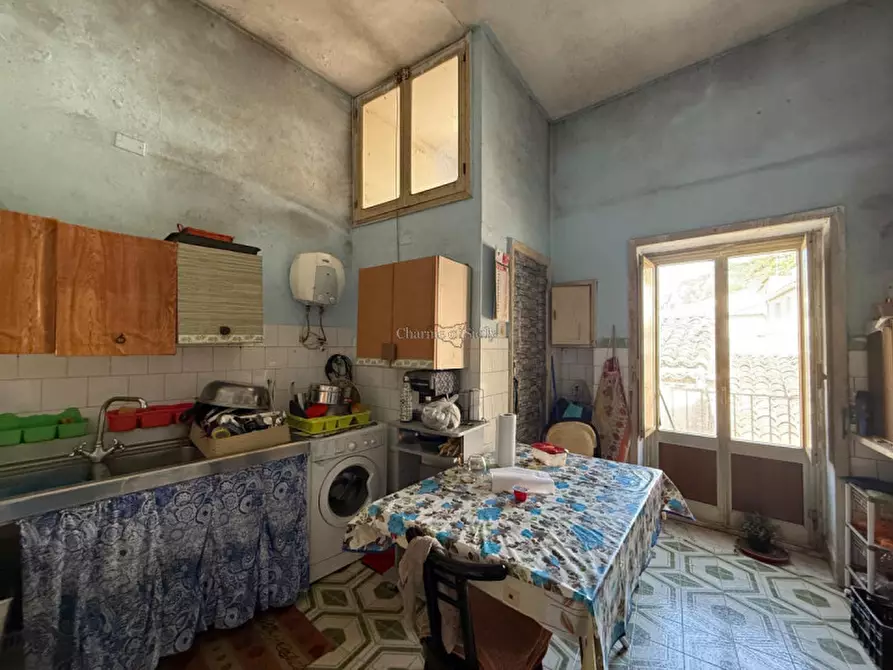 Immagine 14 di Appartamento in vendita  a Modica