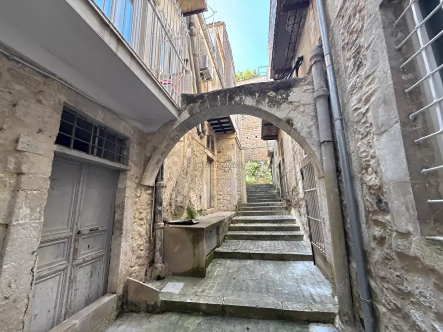 Immagine 32 di Appartamento in vendita  a Modica