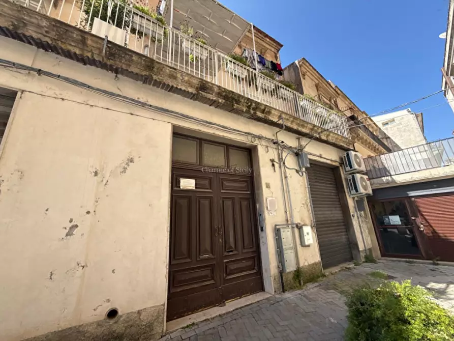 Immagine 34 di Appartamento in vendita  a Modica