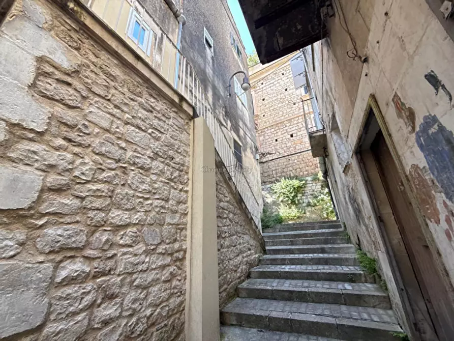 Immagine 37 di Appartamento in vendita  a Modica