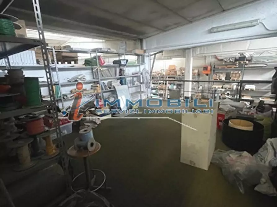 Immagine 7 di Laboratorio in vendita  in VIA INDUNO a Cinisello Balsamo
