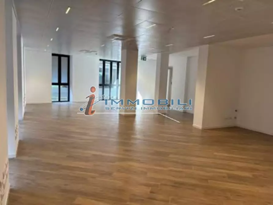Immagine 5 di Palazzo in affitto  in PIAZZA CORDUSIO a Milano