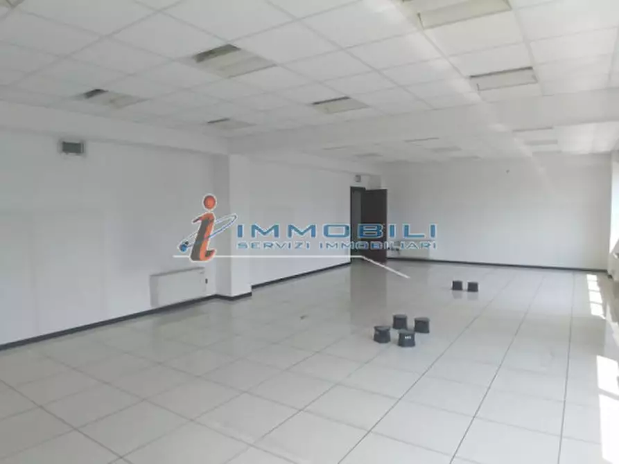 Immagine 7 di Ufficio in affitto  in VIA GROSIO a Milano