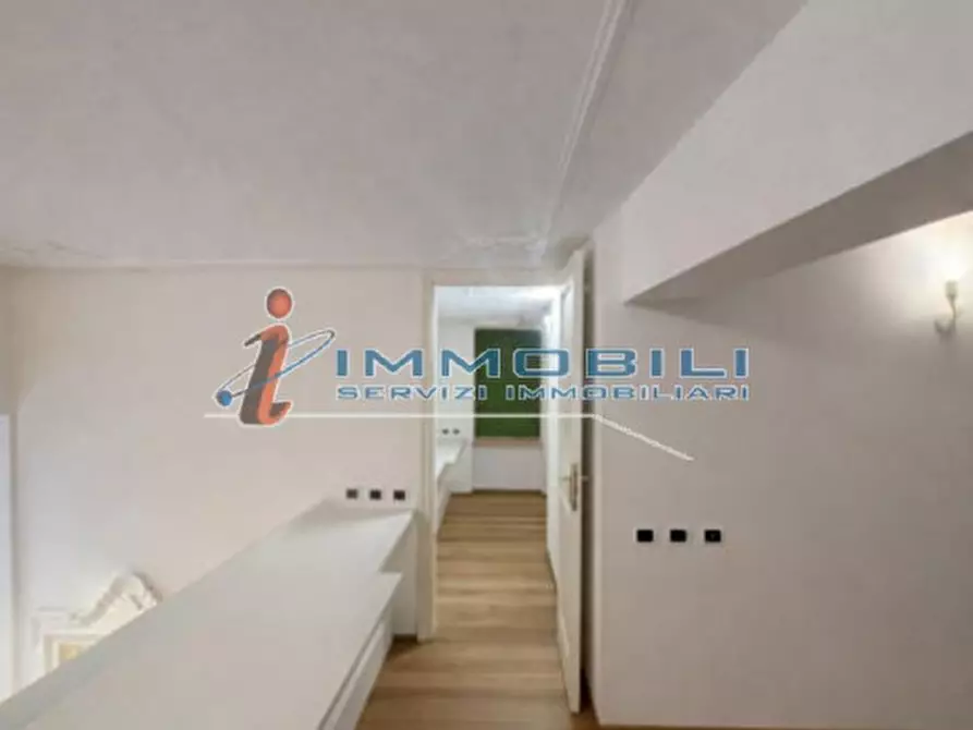 Immagine 10 di Ufficio in affitto  in VIA CONSERVATORIO a Milano