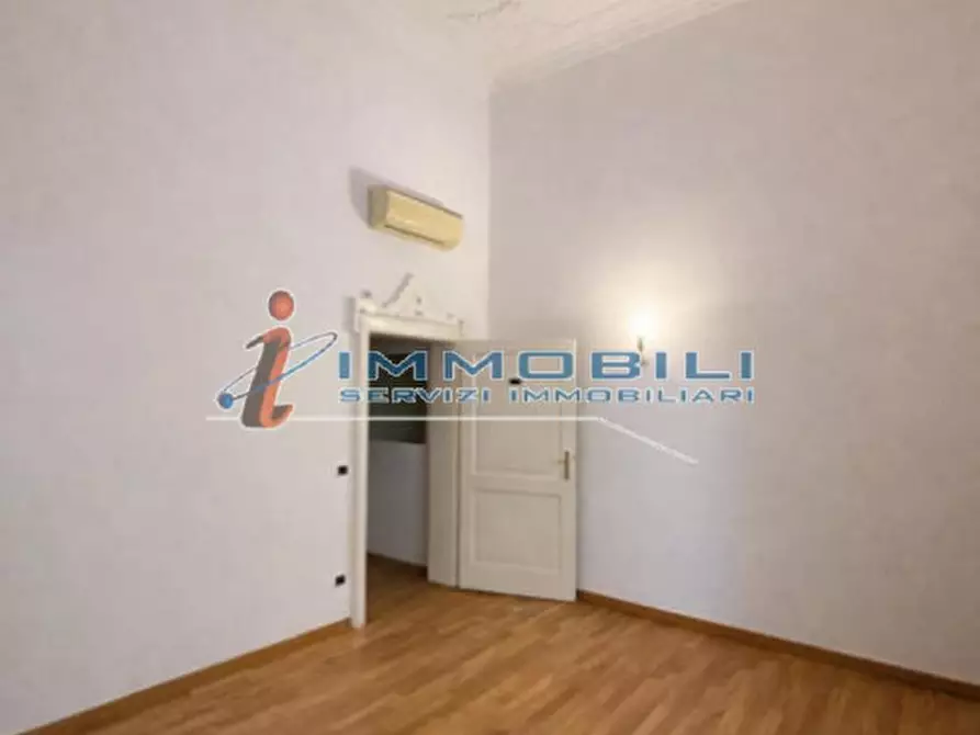 Immagine 20 di Ufficio in affitto  in VIA CONSERVATORIO a Milano