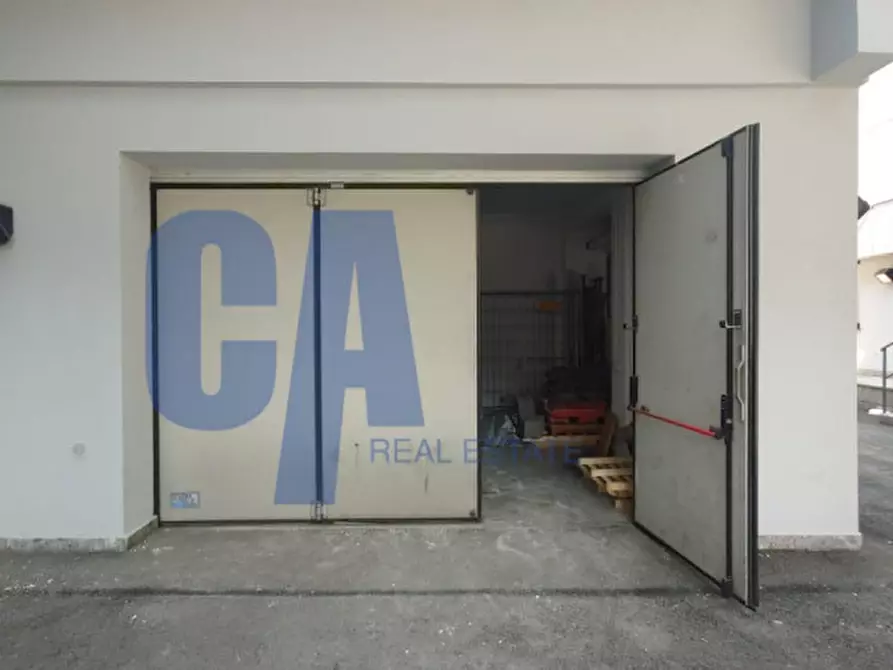 Immagine 17 di Laboratorio in affitto  in VIA GROSIO a Milano