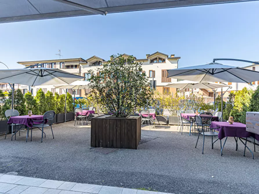 Immagine 4 di Attività commerciale in vendita  in Via Caio Plinio a Lipomo