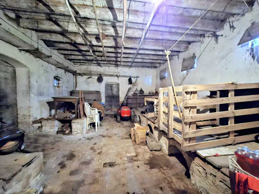 Immagine 11 di Rustico / casale in vendita  in Via San Francesco a Rovolon