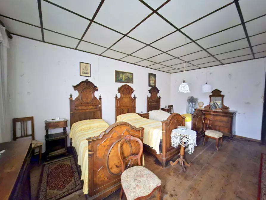 Immagine 13 di Rustico / casale in vendita  in Via San Francesco a Rovolon