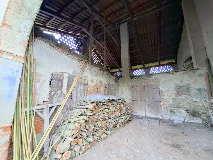 Immagine 22 di Rustico / casale in vendita  in Via San Francesco a Rovolon