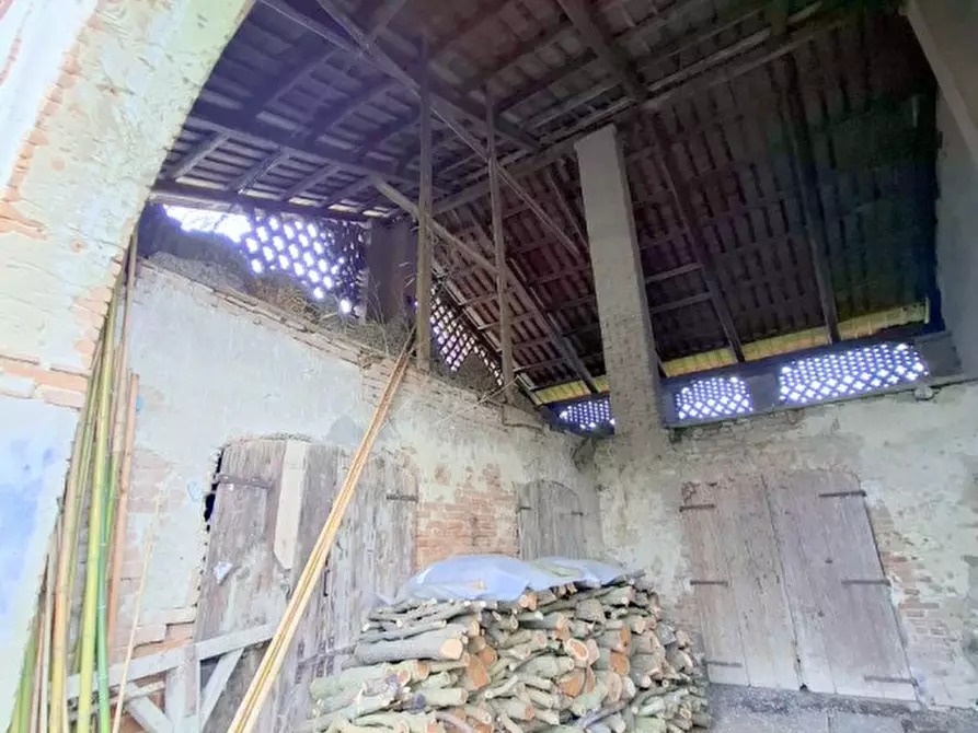 Immagine 25 di Rustico / casale in vendita  in Via San Francesco a Rovolon