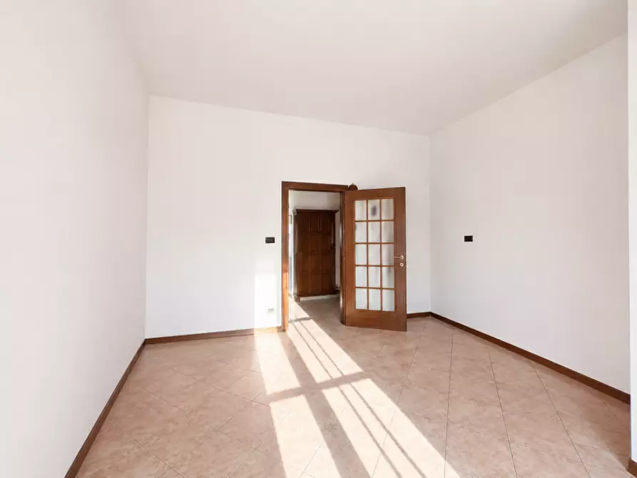 Immagine 3 di Appartamento in vendita  in Via Piave a San Martino Buon Albergo