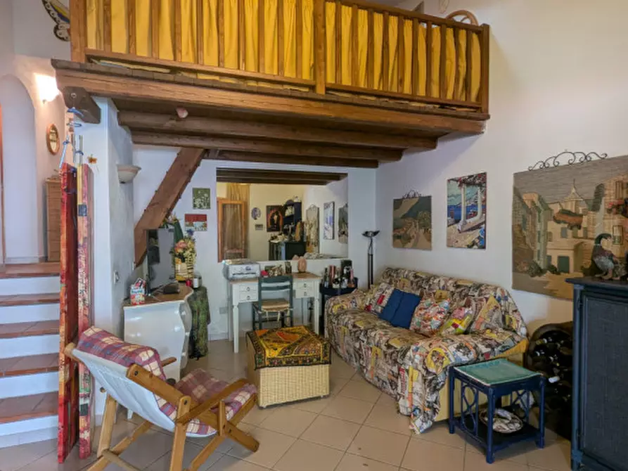 Immagine 8 di Villetta a schiera in vendita  in VIA DON GAVINO PES n. 42-44 Piano T a Olbia