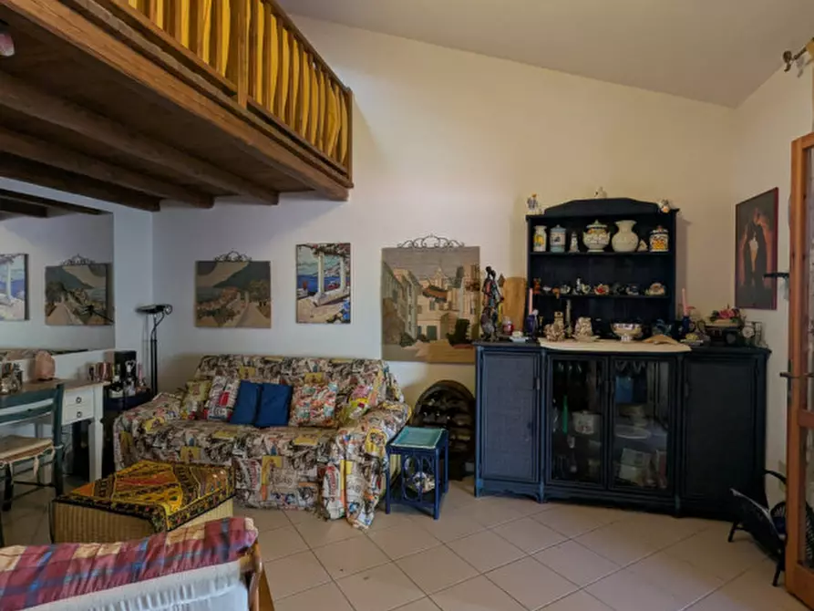 Immagine 9 di Villetta a schiera in vendita  in VIA DON GAVINO PES n. 42-44 Piano T a Olbia