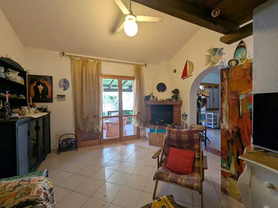 Immagine 11 di Villetta a schiera in vendita  in VIA DON GAVINO PES n. 42-44 Piano T a Olbia