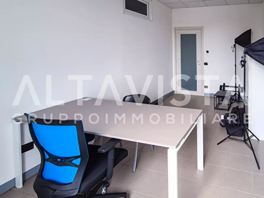 Immagine 16 di Ufficio in affitto  in Via Chiesa a Paitone
