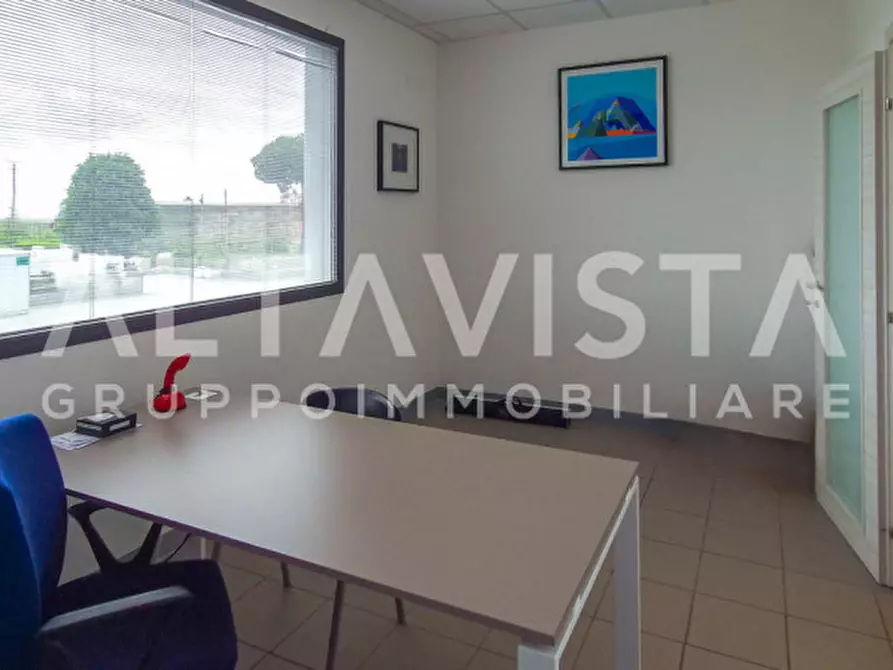 Immagine 21 di Ufficio in affitto  in Via Chiesa a Paitone
