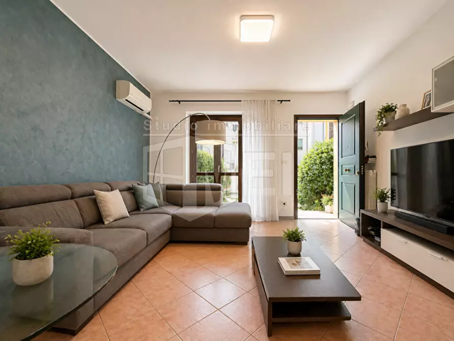 Immagine 1 di Villetta a schiera in vendita  in Via San Carlo 207 a Livorno