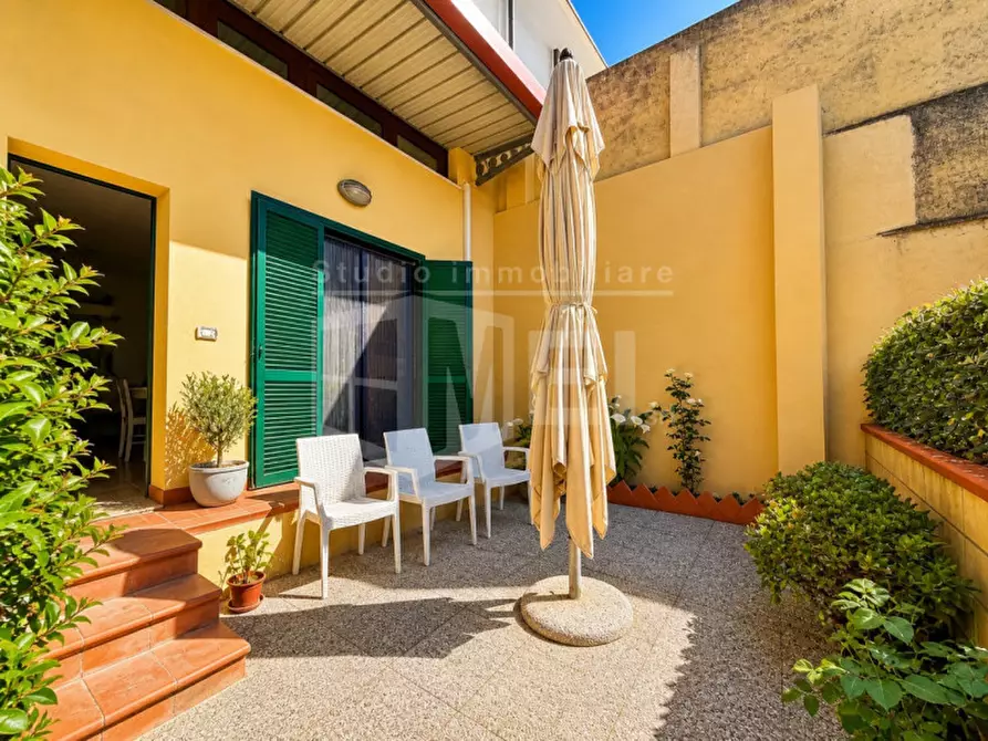 Immagine 2 di Villetta a schiera in vendita  in Via San Carlo 207 a Livorno
