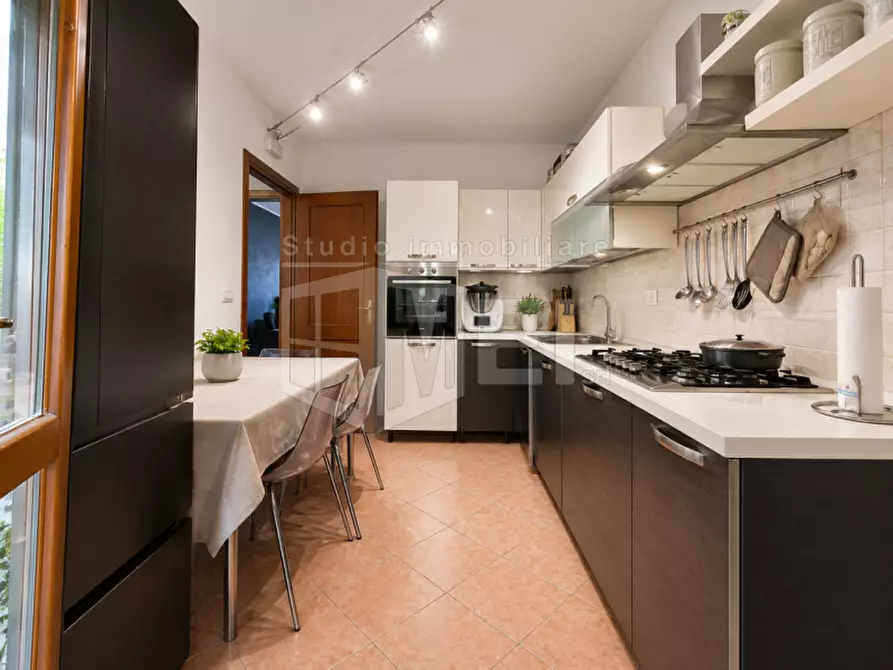 Immagine 8 di Villetta a schiera in vendita  in Via San Carlo 207 a Livorno