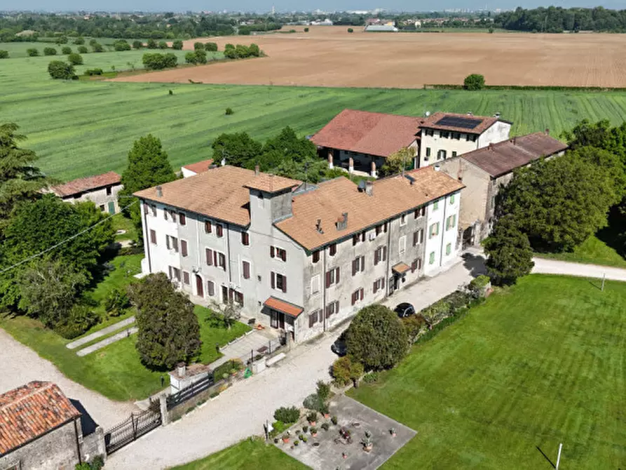 Immagine 1 di Casa bifamiliare in vendita  in Località Pampaluna a San Giovanni Lupatoto