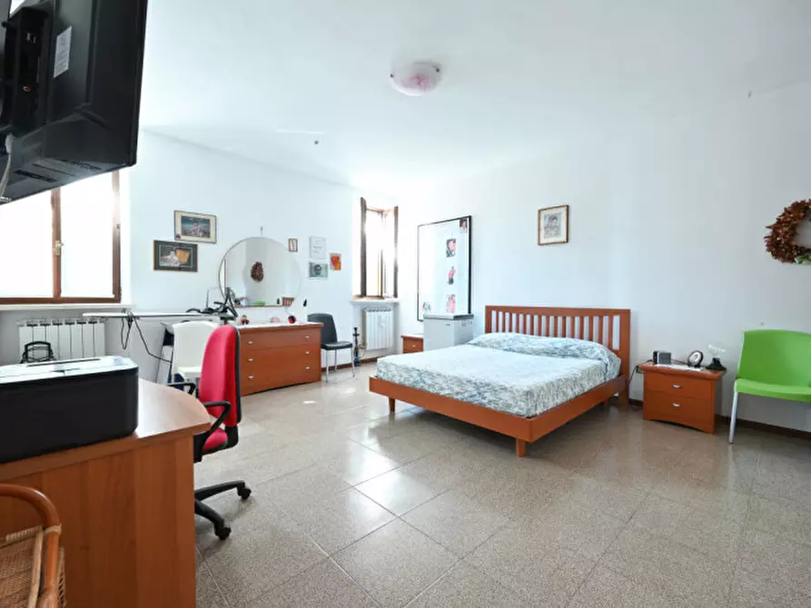 Immagine 12 di Casa bifamiliare in vendita  in Località Pampaluna a San Giovanni Lupatoto