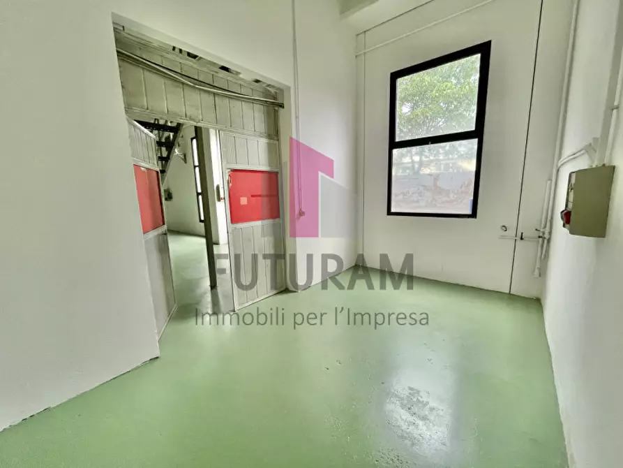 Immagine 20 di Capannone industriale in vendita  a Altavilla Vicentina
