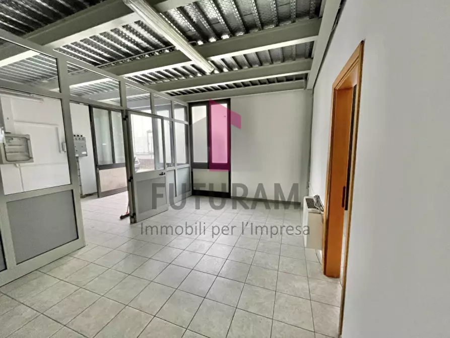 Immagine 24 di Capannone industriale in vendita  a Altavilla Vicentina