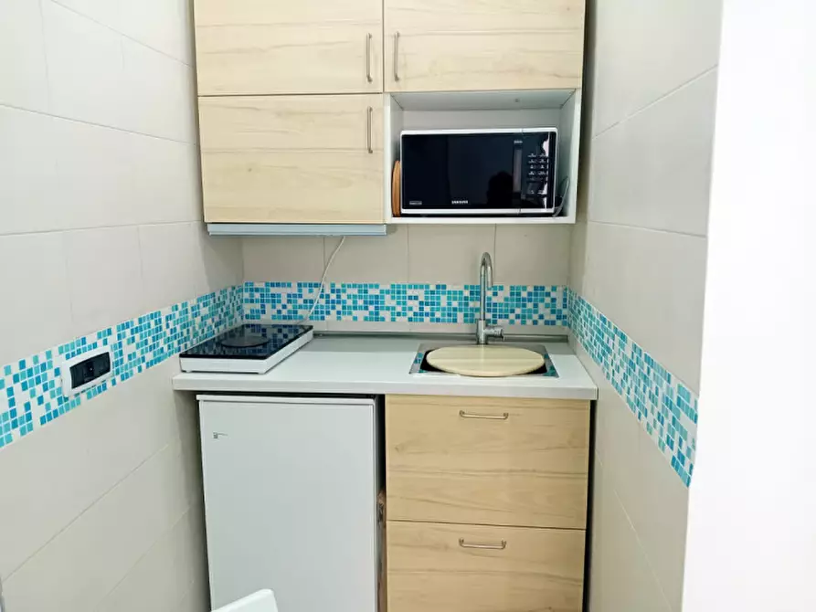 Immagine 8 di Appartamento in affitto  in Via Santa Brigida 4 a Napoli