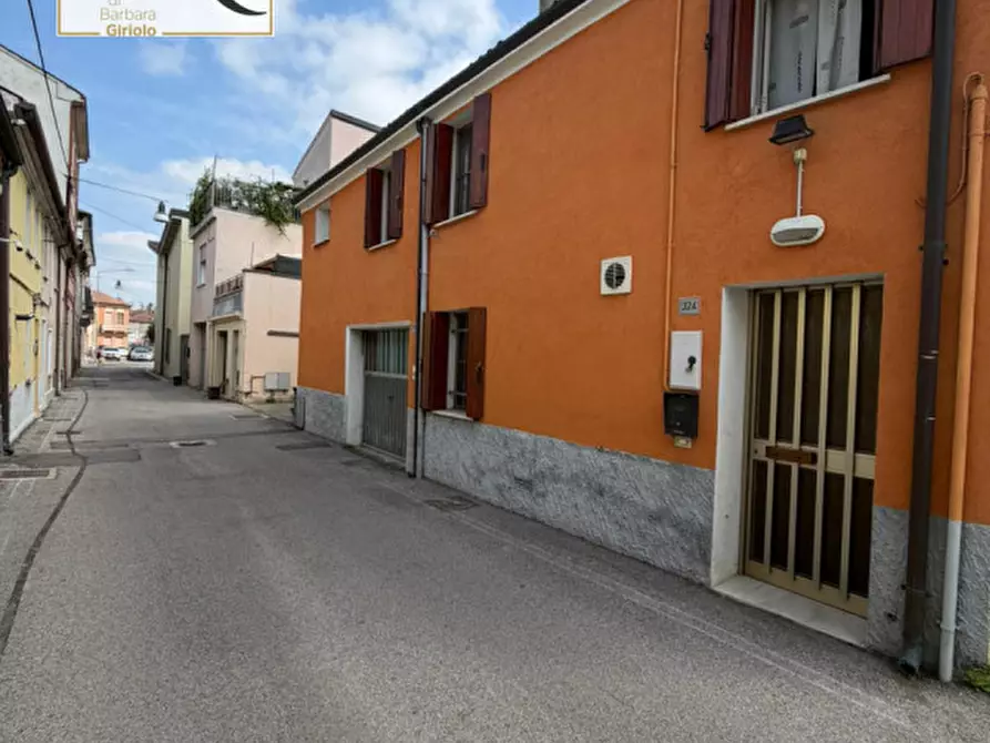 Immagine 1 di Villetta a schiera in vendita  a Badia Polesine