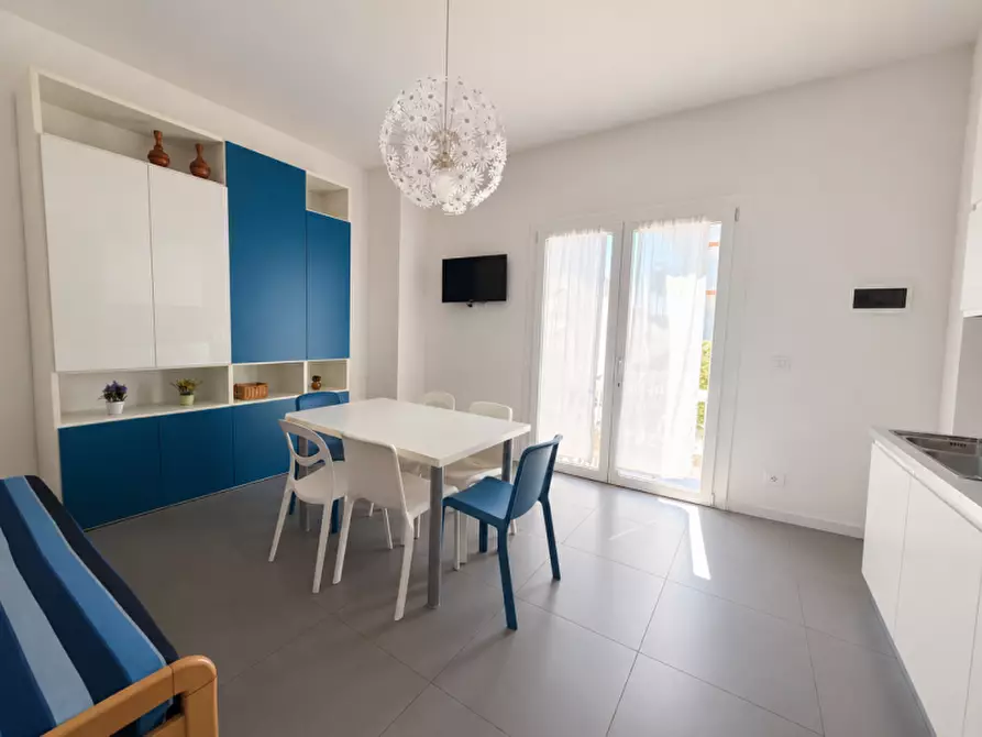 Immagine 1 di Appartamento in vendita  in Via Monte Sabotino a Lignano Sabbiadoro