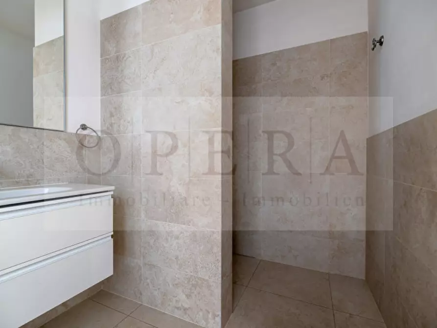 Immagine 21 di Appartamento in vendita  in Via Cassa di Risparmio - Sparkassenstraße a Bolzano