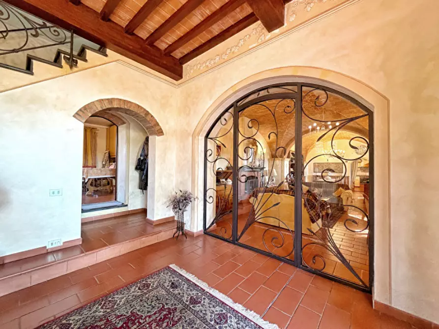 Immagine 10 di Villa in vendita  in Via Scacciapolli a Fauglia