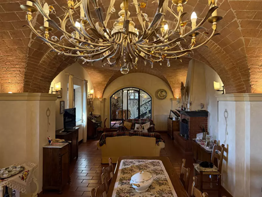 Immagine 11 di Villa in vendita  in Via Scacciapolli a Fauglia